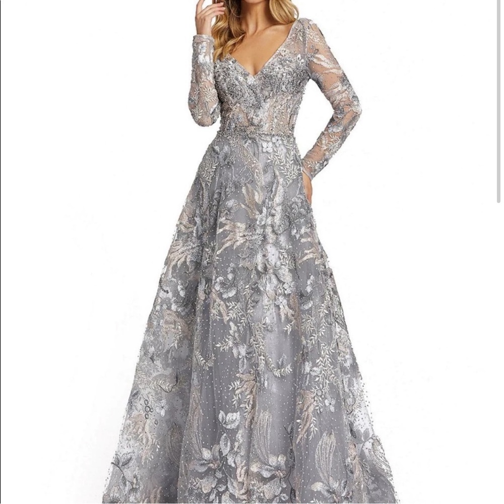 Mac Duggal Long Sleeve Evening dress